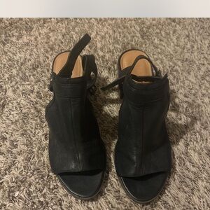 Black Women's Open-Toe Sandals